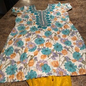 Floral Embroidered Tunic with Two Pairs of Pants Yellow and purple